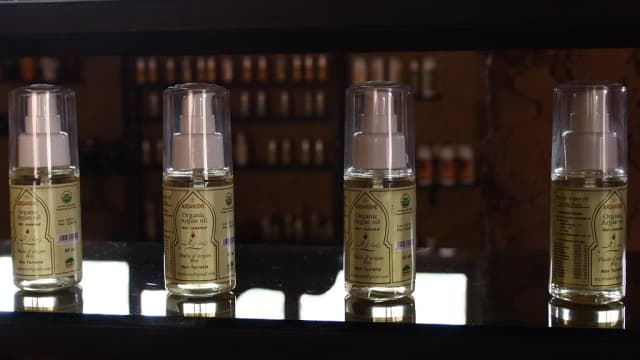 ARGAN OIL ISOSTEARYL ESTERS 대표 사진