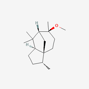 1H-3a,7-Methanoazulene, octahydro-6-methoxy-3,6,8,8-tetramethyl-, [3R-(3.alpha.,3a.beta.,6.beta.,7.beta.,8a.alpha.)]- 분자 구조