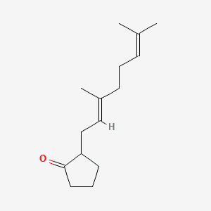 Cyclopentanone, 2-(3,7-dimethyl-2,6-octadienyl)- 분자 구조