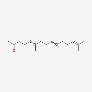 5,9,13-Pentadecatrien-2-one, 6,10,14-trimethyl- 분자 구조