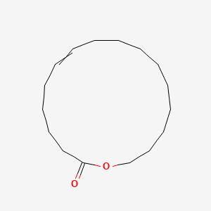 Oxacycloheptadec-7-en-2-one 분자 구조