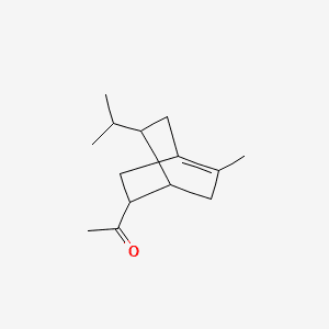 Ethanone, 1-[5(or 6)-methyl-7(or 8)-(1-methylethyl)bicyclo[2.2.2]oct-5-en-2-yl]- 분자 구조