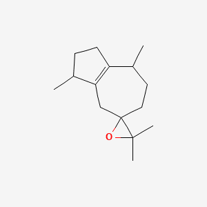 Azulene, 1,2,3,4,5,6,7,8-octahydro-1,4-dimethyl-7-(1-methylethylidene)-, monoepoxide 분자 구조
