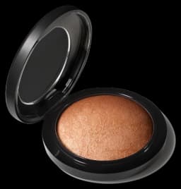 M·A·C Mineralize Skinfinish - Global Glow