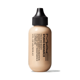 M·A·C Studio Radiance Face And Body Radiant Sheer Foundation - C0
