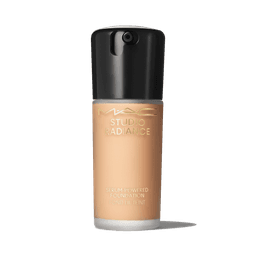 M·A·C Studio Radiance Serum-Powered™ Foundation - C4.5