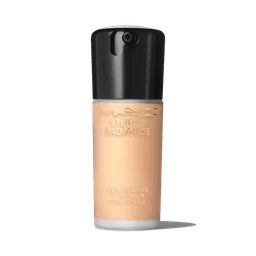 M·A·C Studio Radiance Serum-Powered™ Foundation - NC14.5