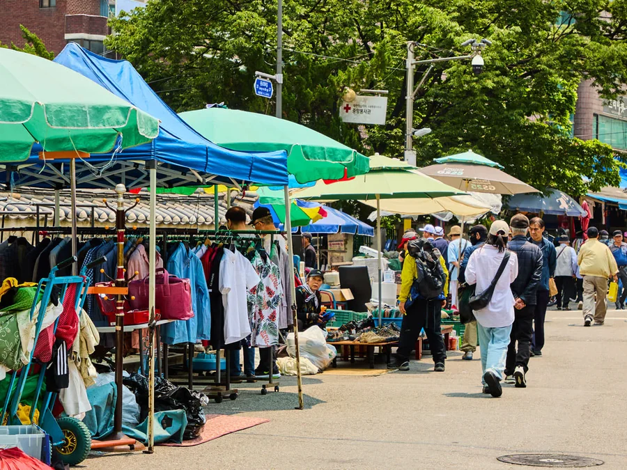 Dongmyo Flea Market