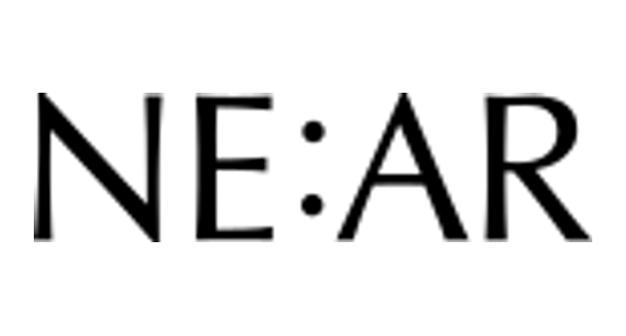 니아르 logo