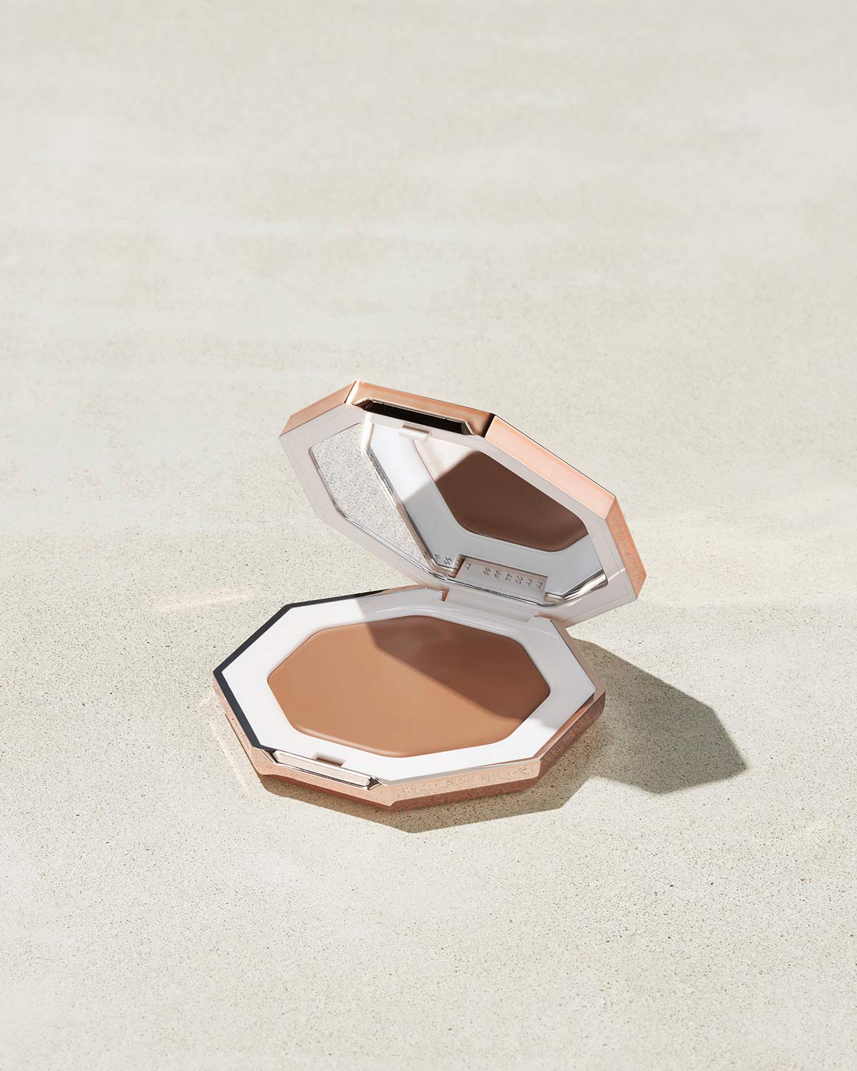 Fenty Cheeks Out Freestyle Cream Bronzer — Butta Biscuit