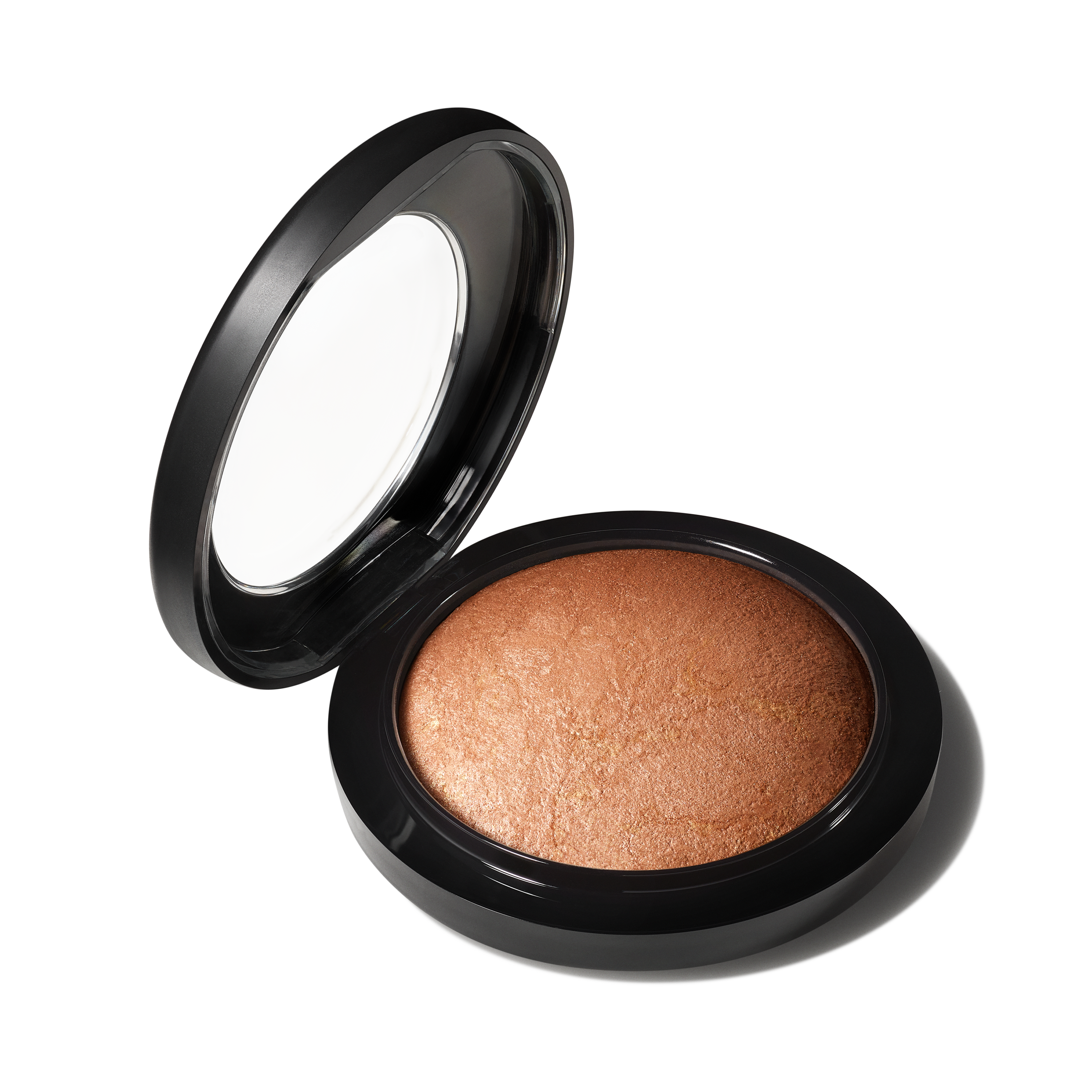 M·A·C Mineralize Skinfinish - Global Glow