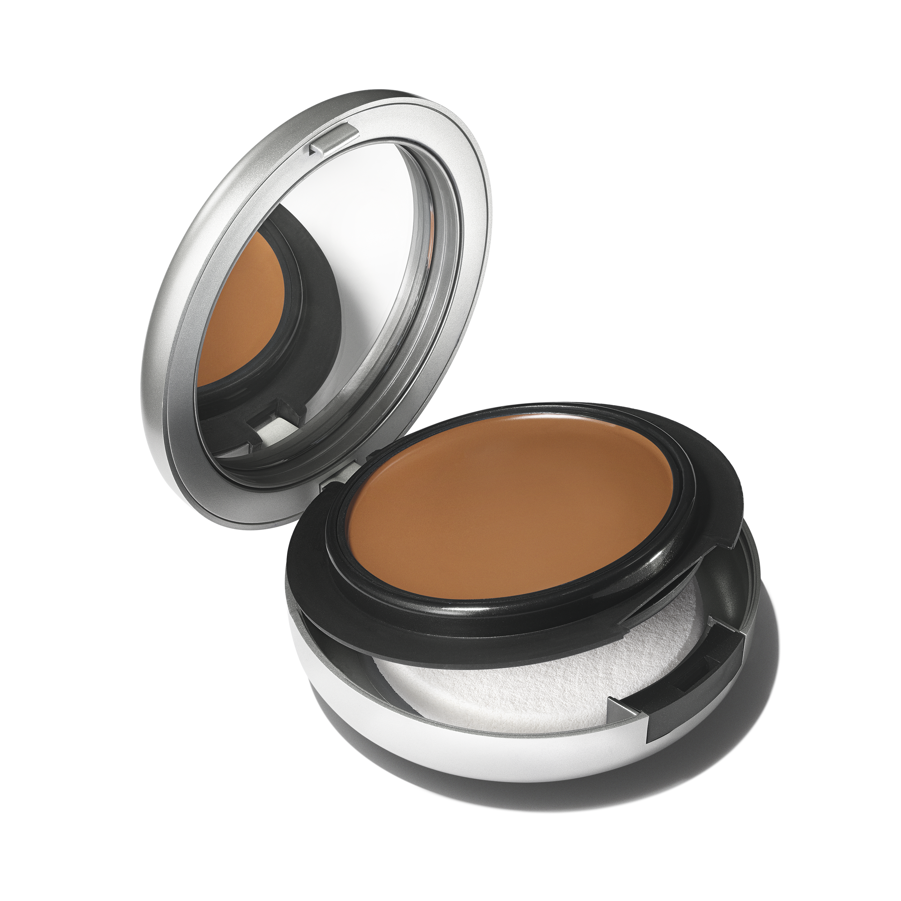 M·A·C Studio Fix Tech Cream-To-Powder Foundation - NC50