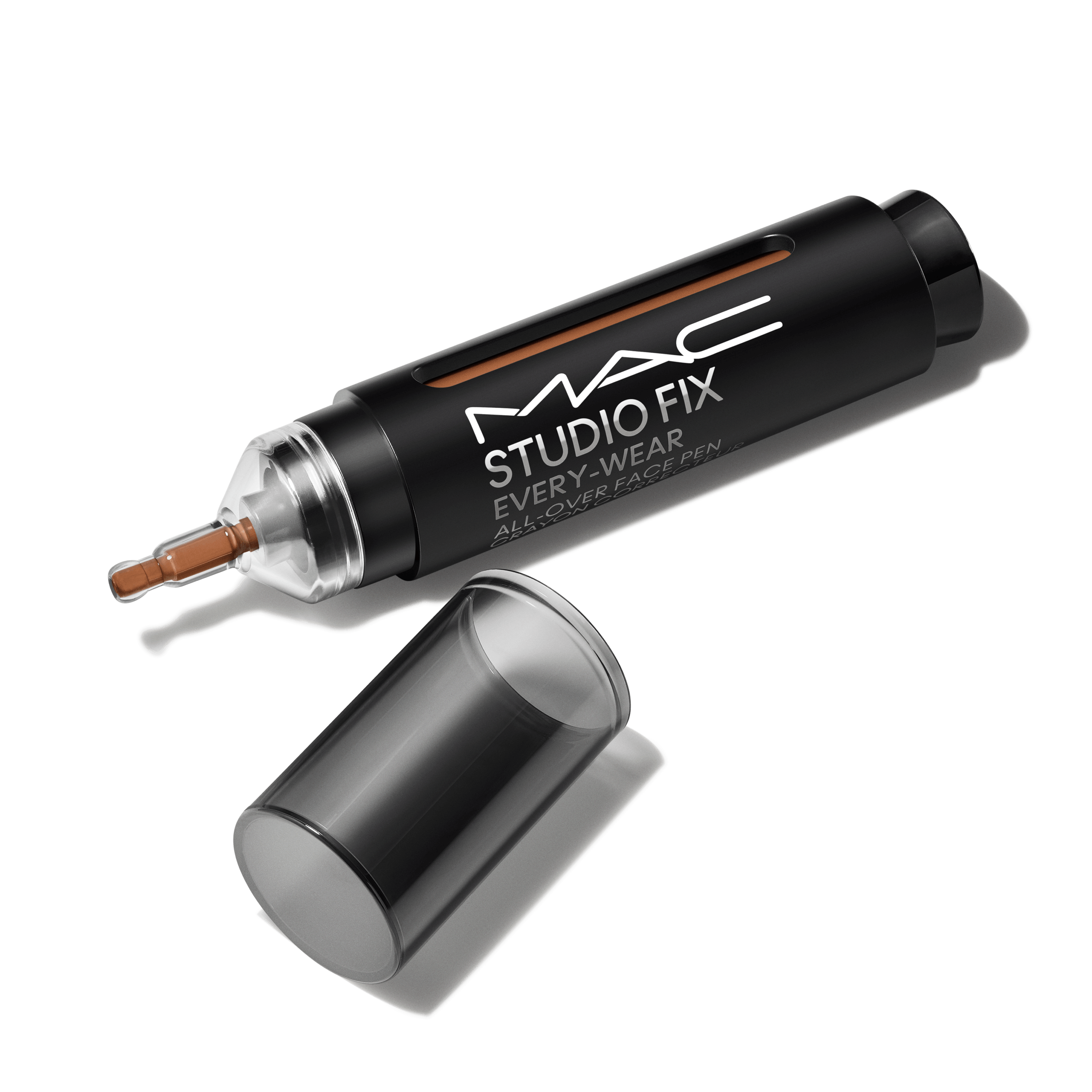 M·A·C Studio Fix Every-Wear All-Over Face Pen - NC50