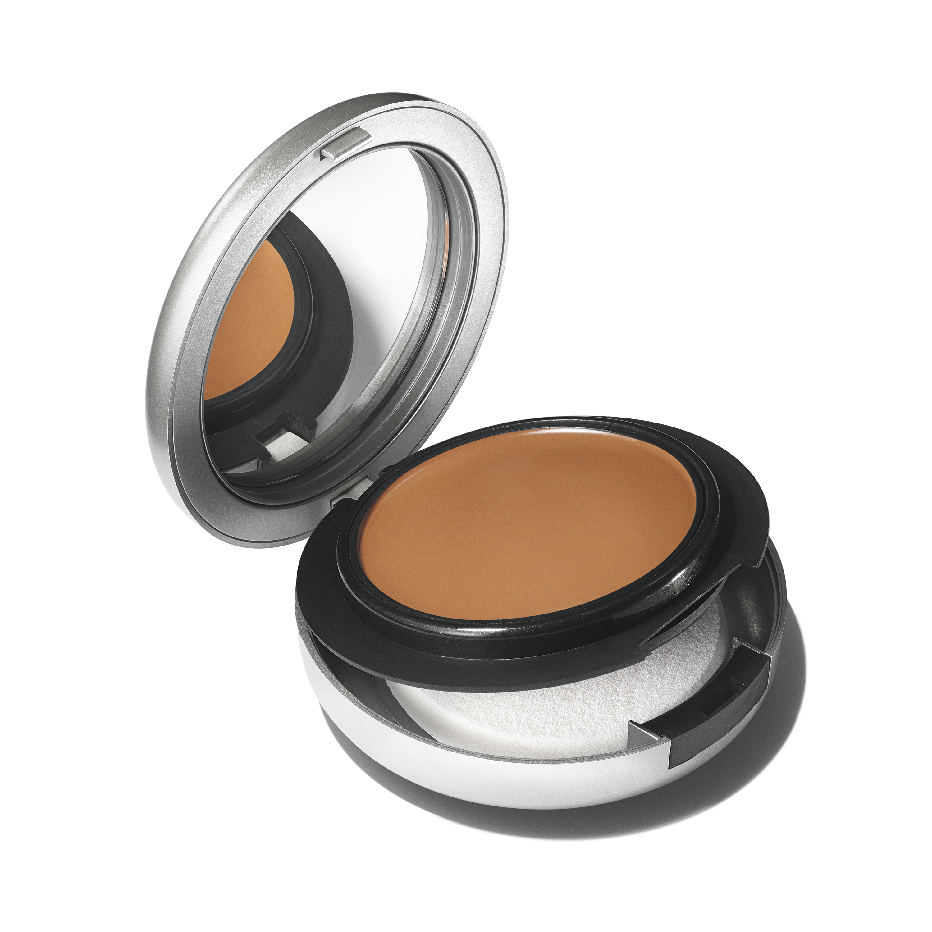 M·A·C Studio Fix Tech Cream-To-Powder Foundation - NC44